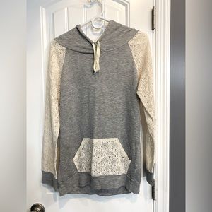 Boutique brand lightweight hoodie with lace sleeves